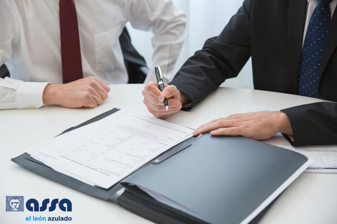 Deducibles en el seguro de auto: ¿qué son y cómo afectan mi póliza de auto?