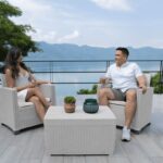 Muebles de plástico en Panamá: ideales para patios y jardines