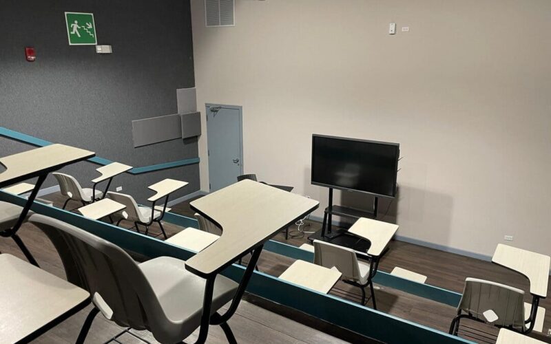 Beneficios de alquilar una sala de eventos para reuniones empresariales